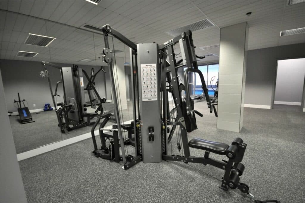 Indoor gym rubber floor installation